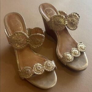 Jack Rogers Beige and gold Scalloped Wedge Sandals